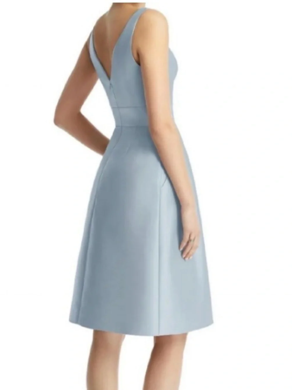 ALFRED SUNG Pleated Midi Light
Ice Blue V-Neck Sleeveless / A-Line Maxi Dress - Picture 3 of 14